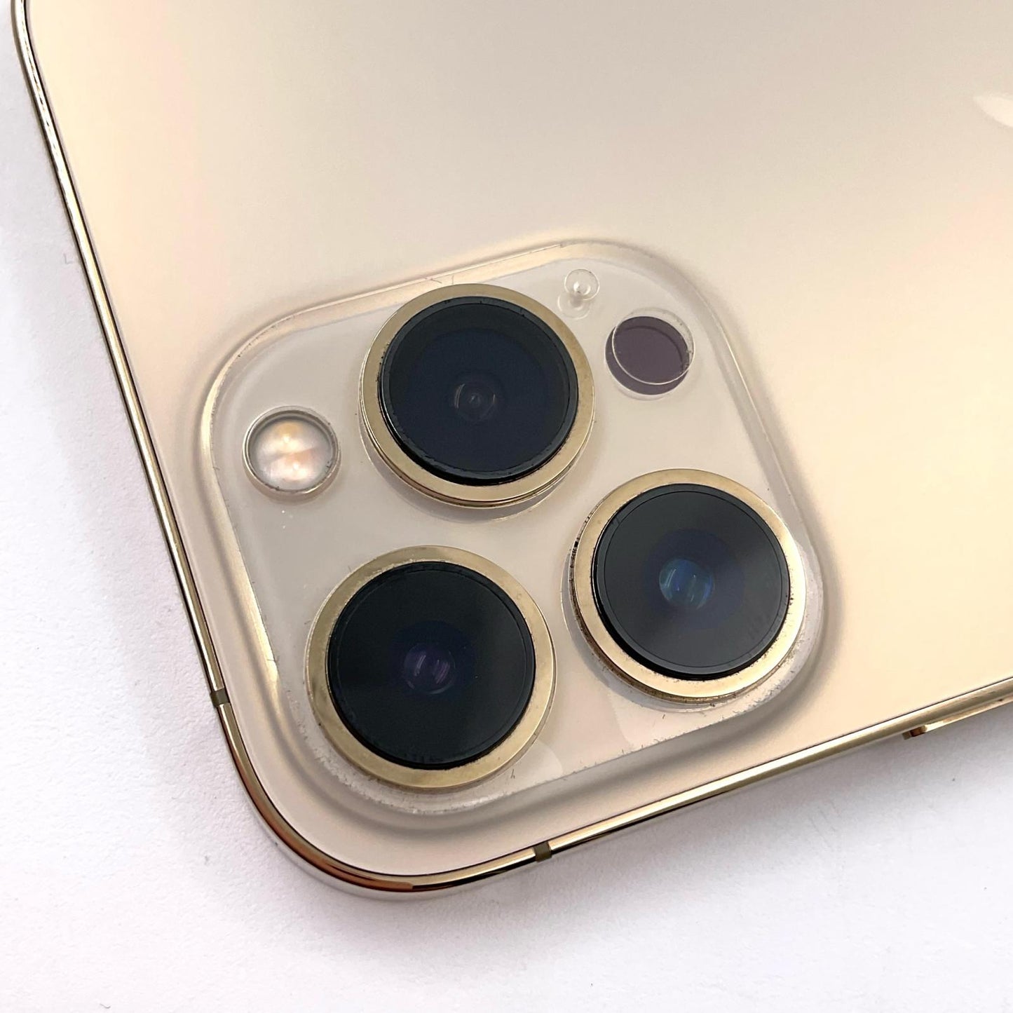 【全額返金保証】【最速発送】Apple iPhone iPhone 13 Pro Max 1TB ゴールド SIMフリー 白ロム 美品 動作確認済 99%