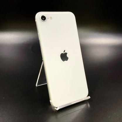 【全額返金保証】【最速発送】Apple iPhone iPhone SE（第2世代） 128GB ホワイト au 白ロム 動作確認済 74%