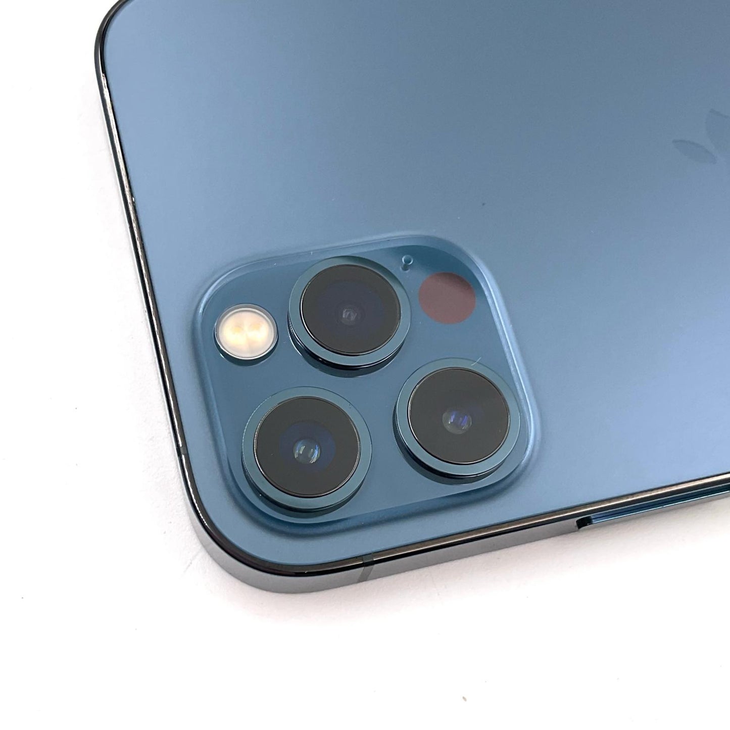 【全額返金保証】【最速発送】Apple iPhone iPhone 12 Pro 128GB パシフィックブルー docomo 白ロム 動作確認済 82%