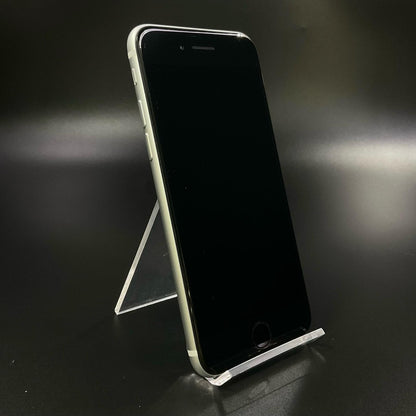 【全額返金保証】【最速発送】Apple iPhone iPhone SE（第2世代） 64GB ホワイト docomo 白ロム 動作確認済 81%