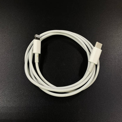 【全額返金保証】【最速発送】Apple iPhone iPhone SE（第2世代） 64GB ホワイト docomo 白ロム 動作確認済 81%