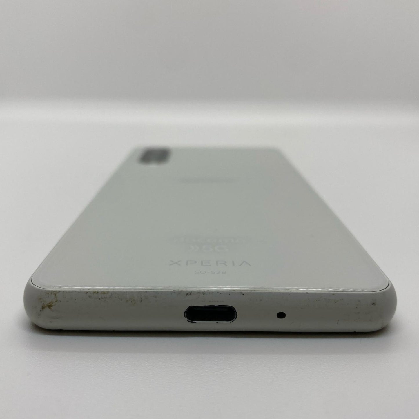 【最速発送】Sony Xperia 10 III 128GB White docomo SO-52B 白ロム【難有】