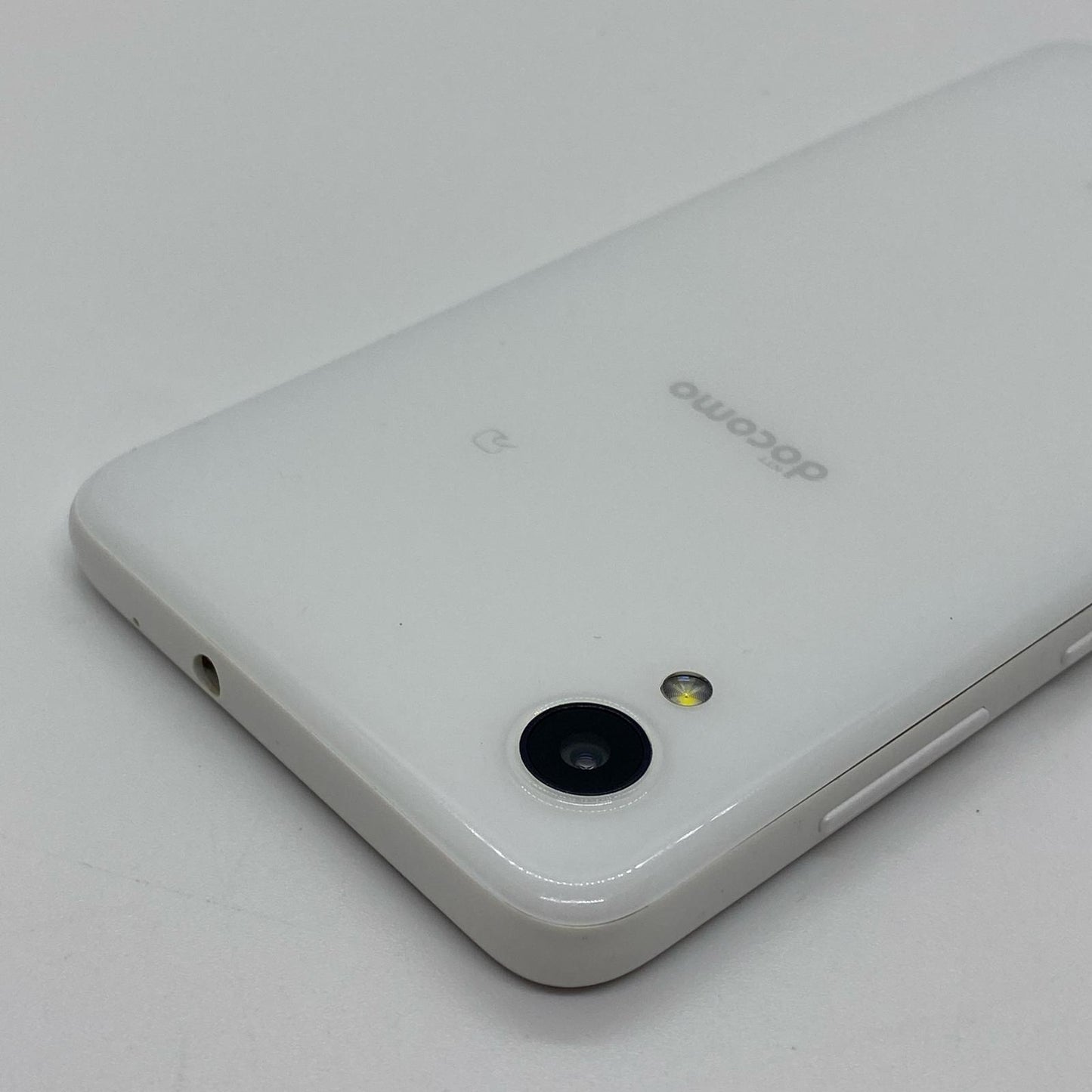 【最速発送】SAMSUNG Galaxy A22 5G 64GB White docomo SC-56B 白ロム【難有】