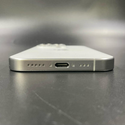 【全額返金保証】【最速発送】Apple iPhone iPhone 15 128GB ホワイトチタニウム SIMフリー 白ロム 美品 動作確認済 86%
