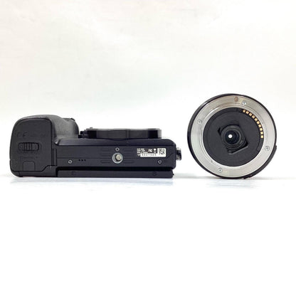 【全額返金保証】【最速発送】Sony デジタル一眼 ILCE-6000L B ブラック 動作確認済