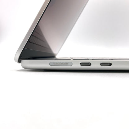 【全額返金保証】【最速発送】Apple MacBook Air 15インチ 2024 Apple M3 8GB SSD 256GB シルバー 100% 超美品 動作確認済