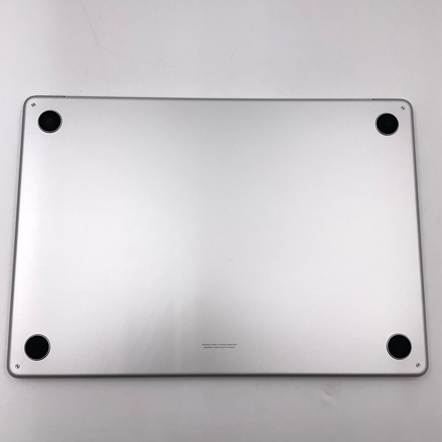 【全額返金保証】【最速発送】Apple MacBook Air 15インチ 2024 Apple M3 8GB SSD 256GB シルバー 100% 超美品 動作確認済