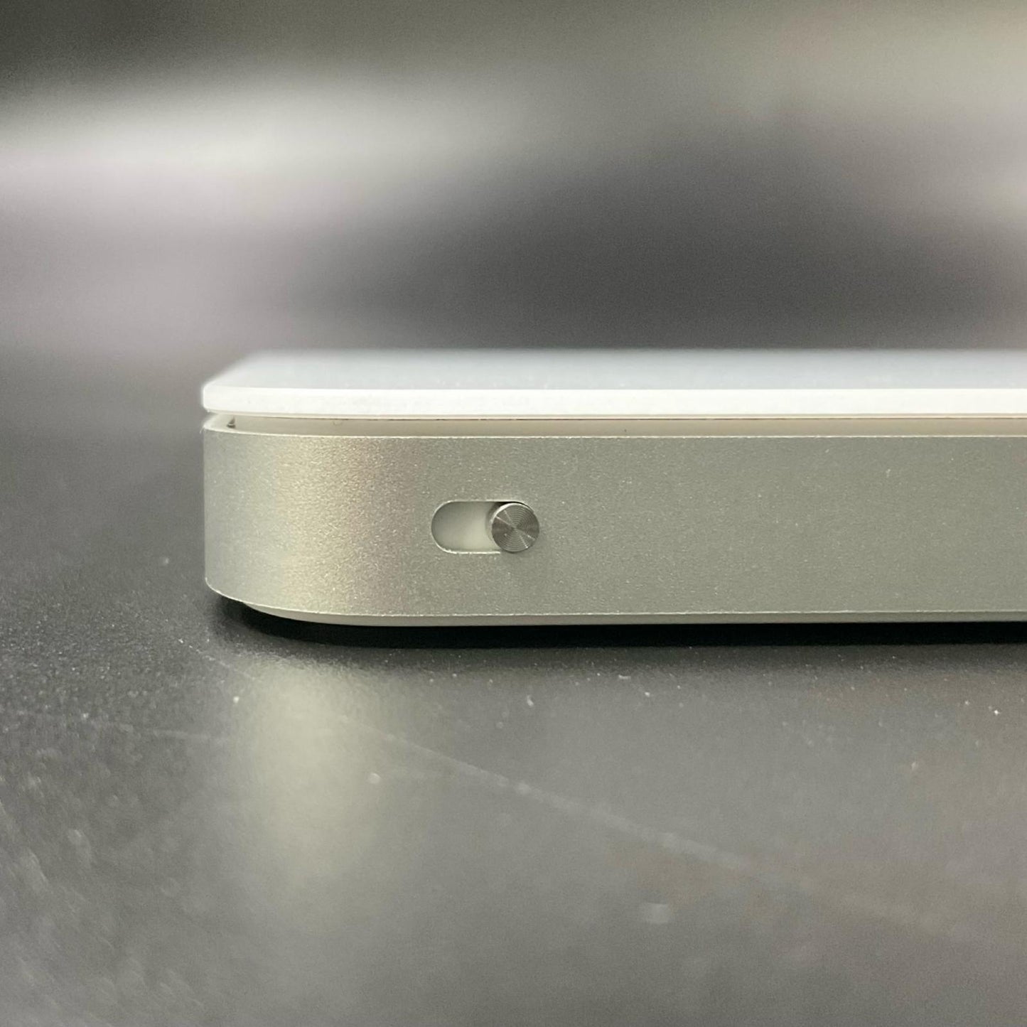 【全額返金保証】【最速発送】Apple Magic Trackpad MK2D3ZA/A 美品 動作確認済