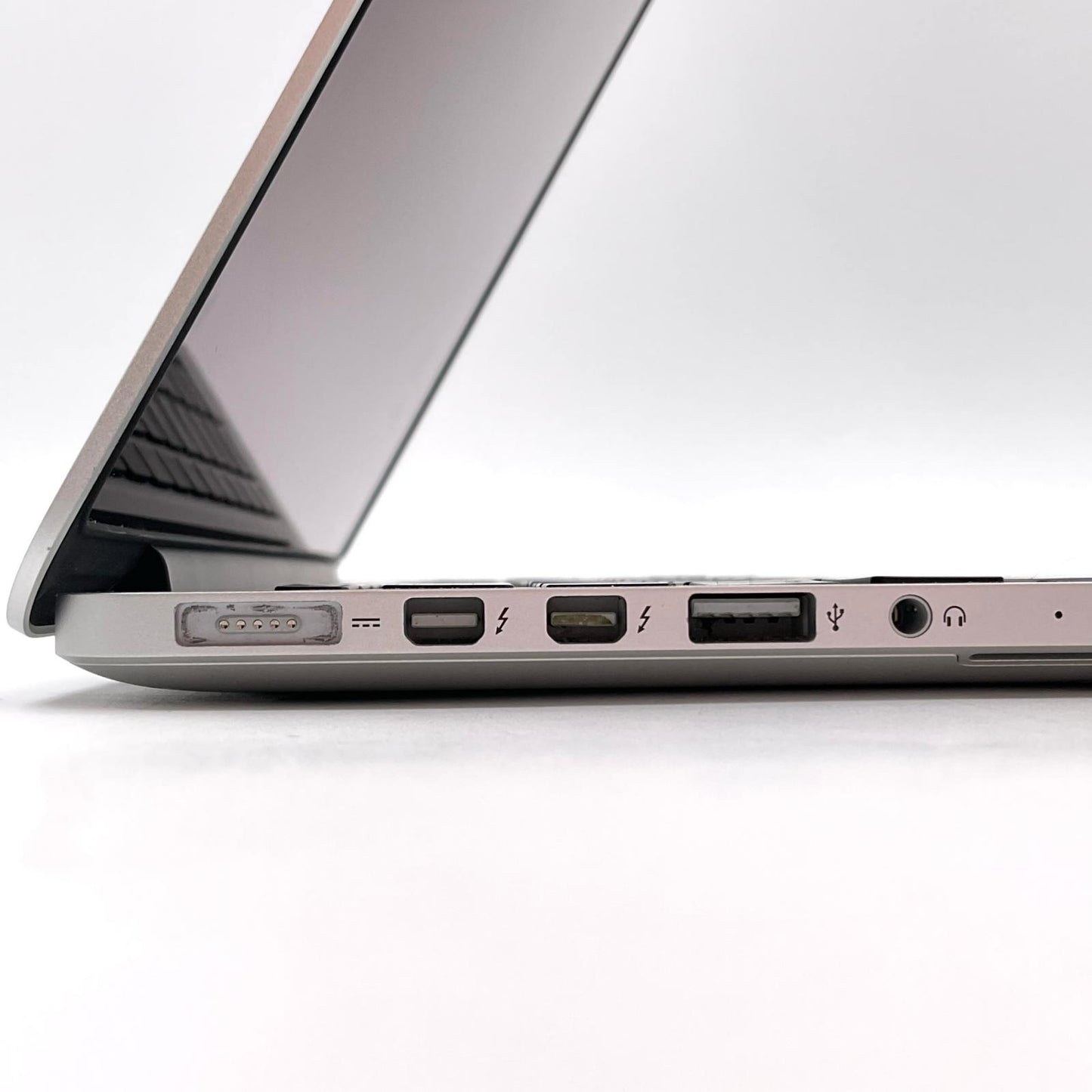 【全額返金保証】【最速発送】Apple MacBook Pro 13インチ 2015 2.7 GHz デュアルコア Intel Core i5 8GB SSD 128GB シルバー 動作確認済