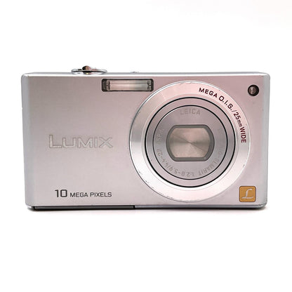 【最速発送】Panasonic コンパクトデジタルカメラ LUMIX DMC-FX37 シルバー【難有】