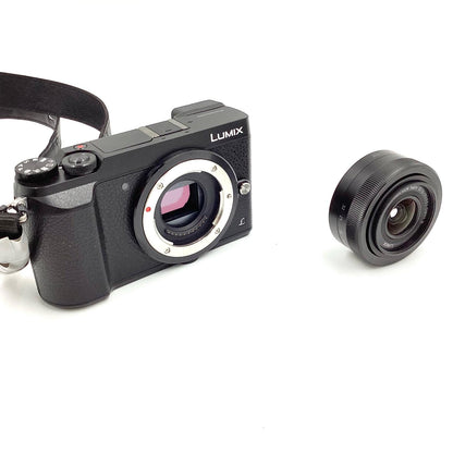 【全額返金保証】【最速発送】Panasonic デジタル一眼 LUMIX DMC-GX7MK2K-K 標準ズームレンズキット [ブラック] ブラック 美品 動作確認済