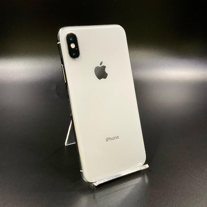 【全額返金保証】【最速発送】Apple iPhone iPhone X 256GB シルバー docomo 白ロム 動作確認済 86%