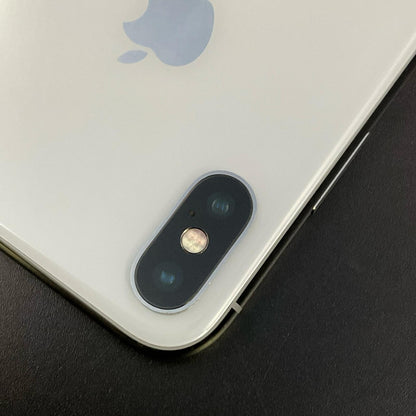 【全額返金保証】【最速発送】Apple iPhone iPhone X 256GB シルバー docomo 白ロム 動作確認済 86%