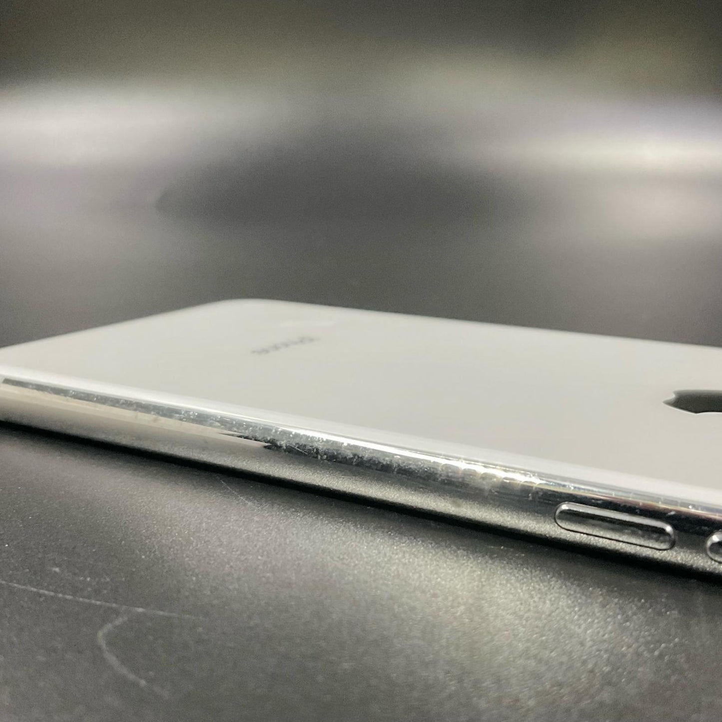 【全額返金保証】【最速発送】Apple iPhone iPhone X 256GB シルバー docomo 白ロム 動作確認済 86%
