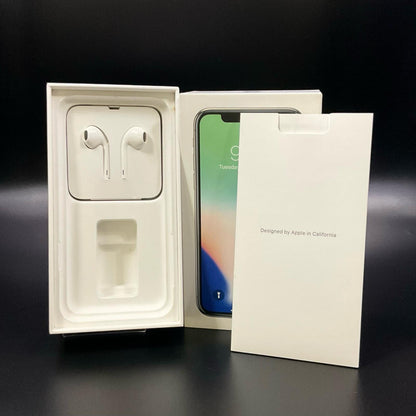 【全額返金保証】【最速発送】Apple iPhone iPhone X 256GB シルバー docomo 白ロム 動作確認済 86%