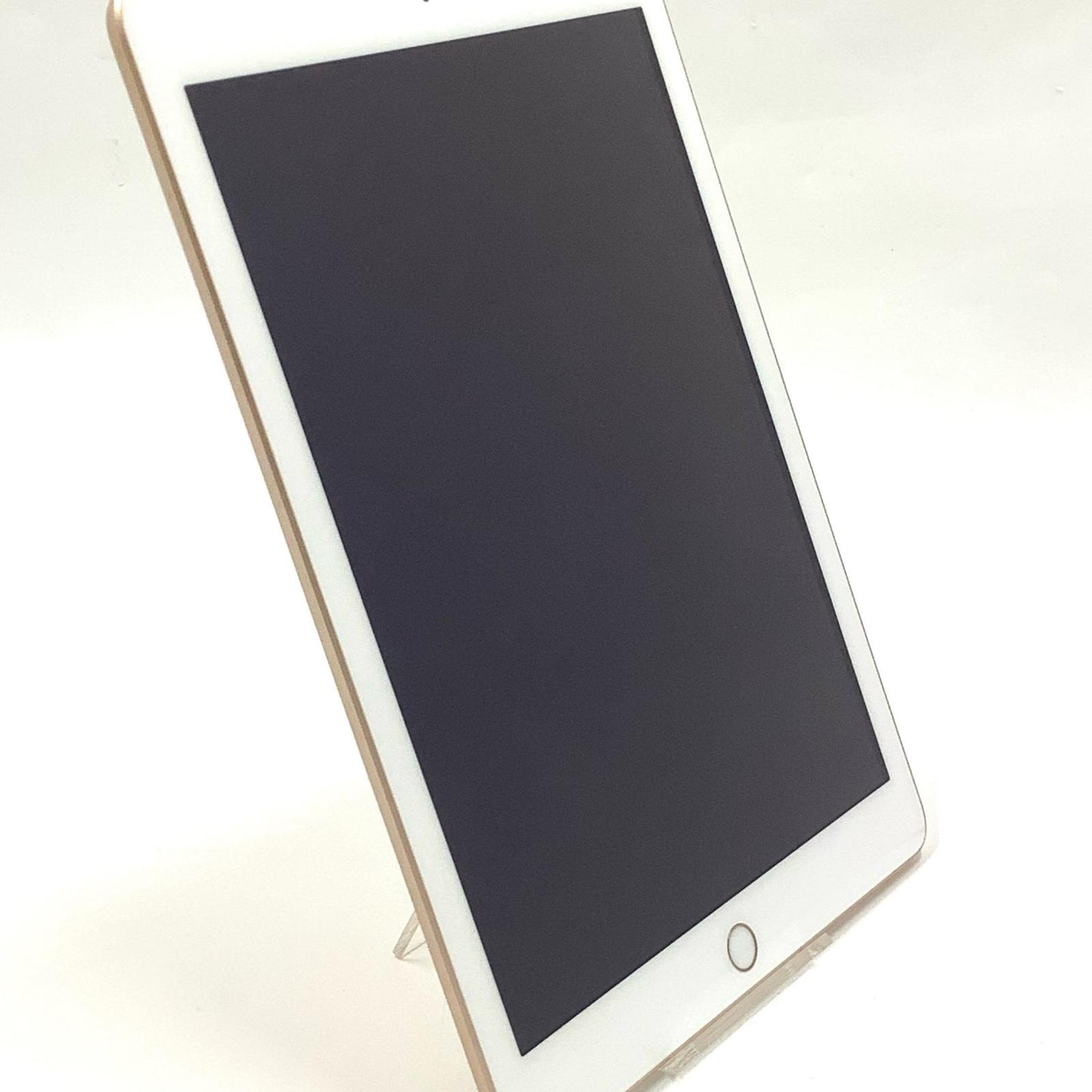 【全額返金保証】【最速発送】Apple iPad iPad 9.7インチ 第5世代 32GB ゴールド Wi-Fi 白ロム 動作確認済