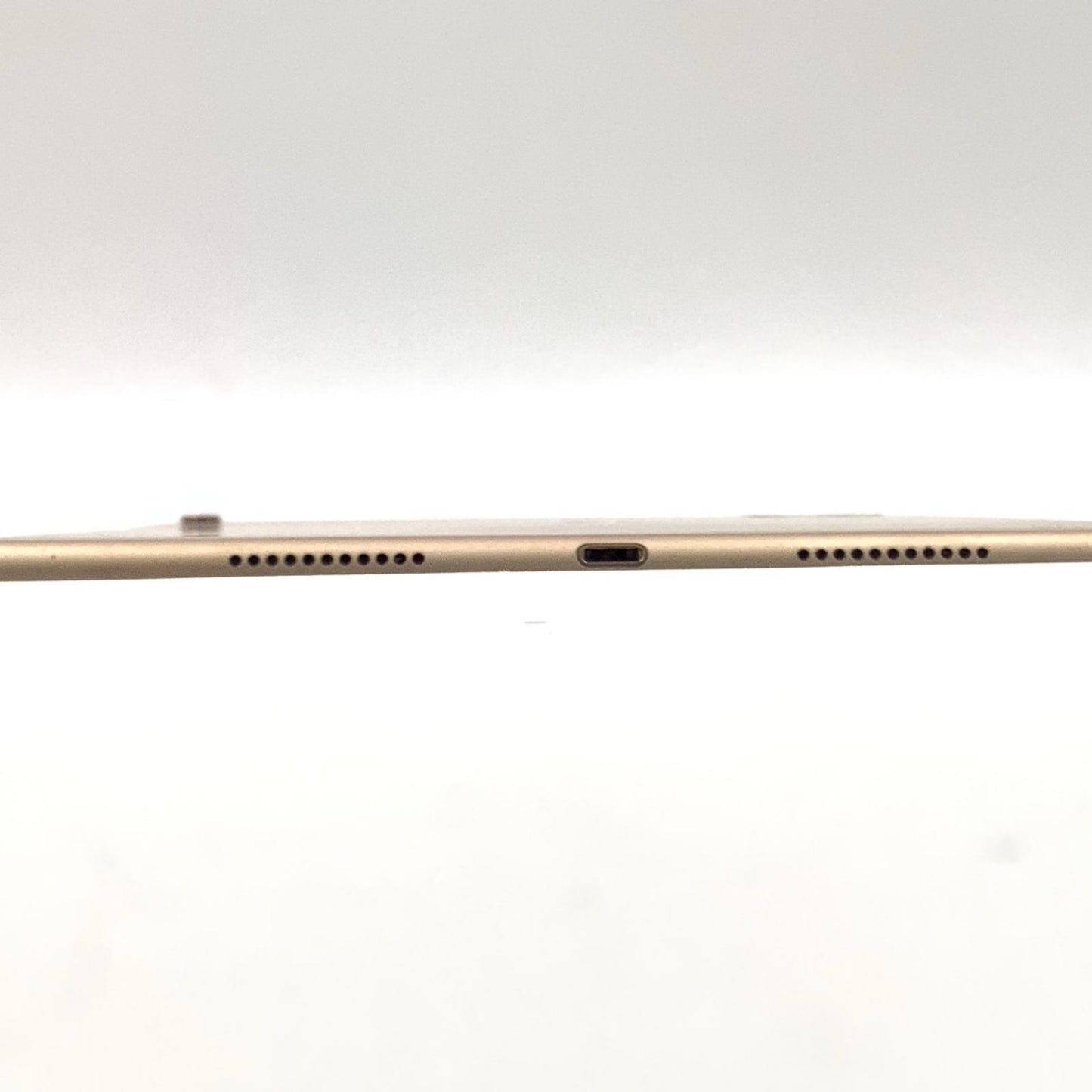 【全額返金保証】【最速発送】Apple iPad Pro 10.7インチ 64GB ゴールド Wi-Fi 動作確認済