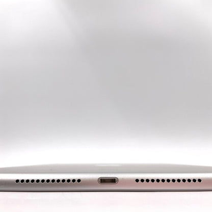 【全額返金保証】【最速発送】Apple iPad iPad 10.2インチ 第9世代 64GB シルバー Wi-Fi 動作確認済