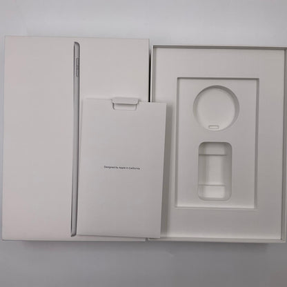 【全額返金保証】【最速発送】Apple iPad iPad 10.2インチ 第9世代 64GB シルバー Wi-Fi 動作確認済