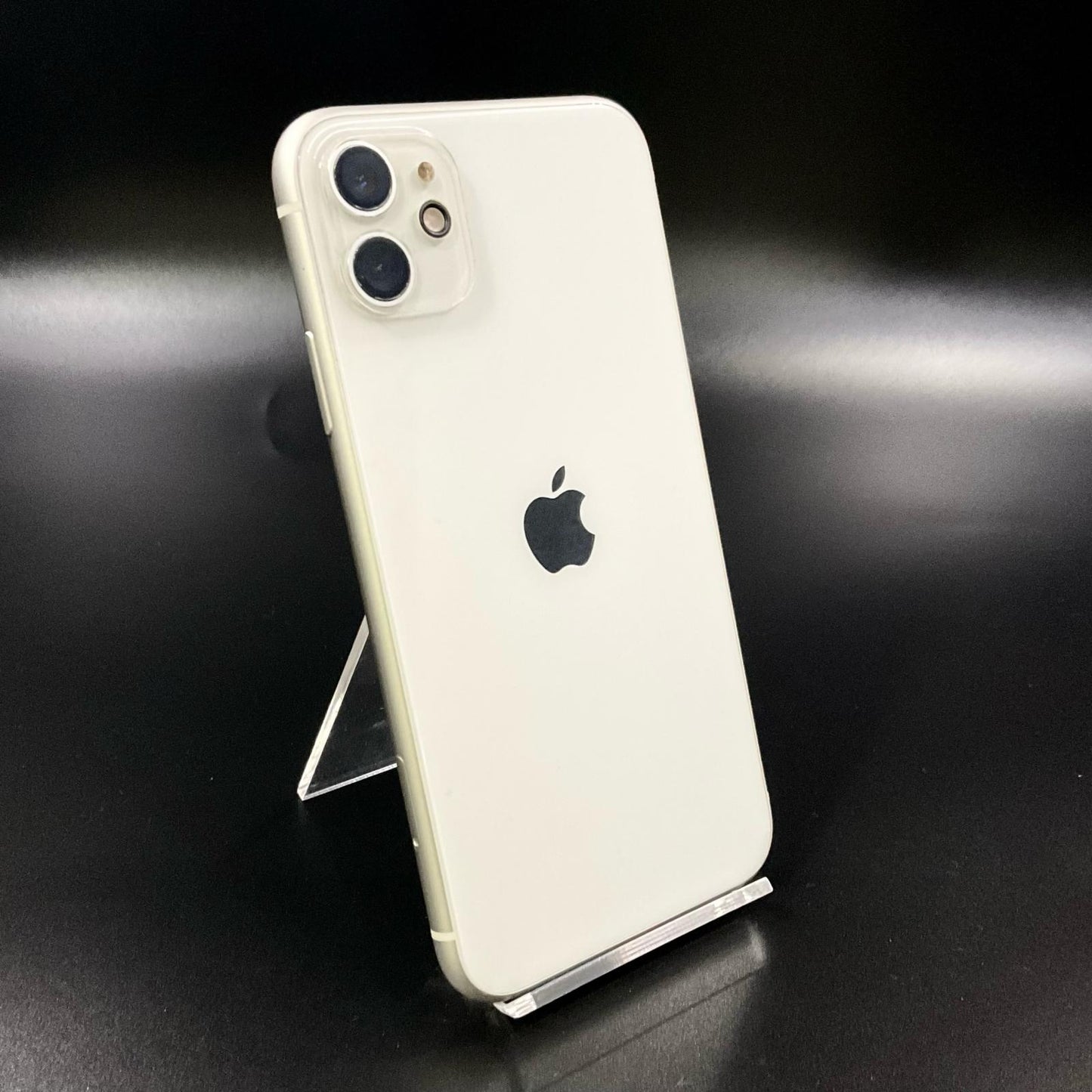 【最速発送】Apple iPhone iPhone 11 64GB ホワイト docomo 白ロム【難有】 75%