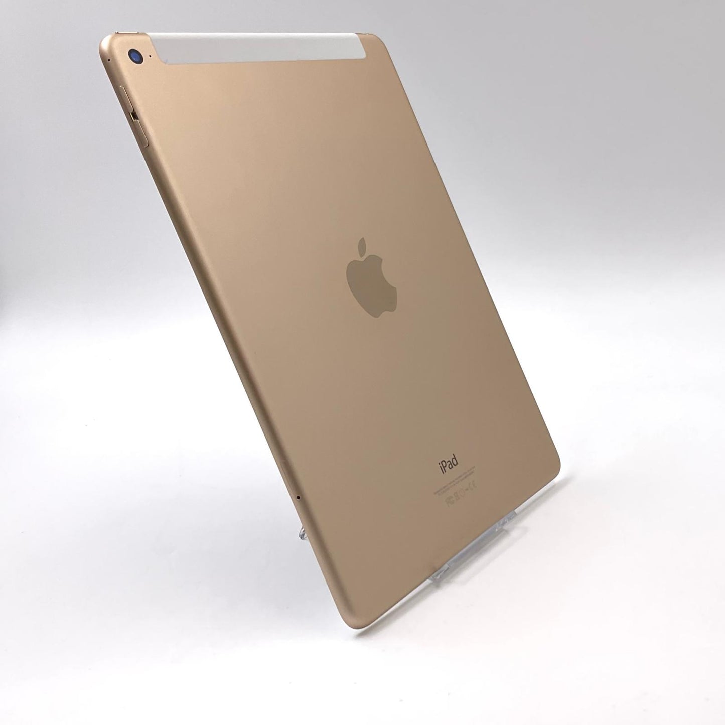 【全額返金保証】【最速発送】Apple iPad Air 9.7インチ 第2世代 16GB ゴールド WiFi+Cellular docomo 白ロム 動作確認済