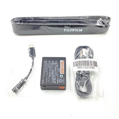【全額返金保証】【最速発送】FUJIFILM デジタル一眼 X-S10 ダブルズームレンズキット ブラック 美品 動作確認済