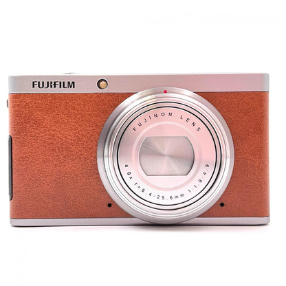 【全額返金保証】【最速発送】FUJIFILM コンパクトデジタルカメラ XF1 [ブラウン] 超美品 動作確認済