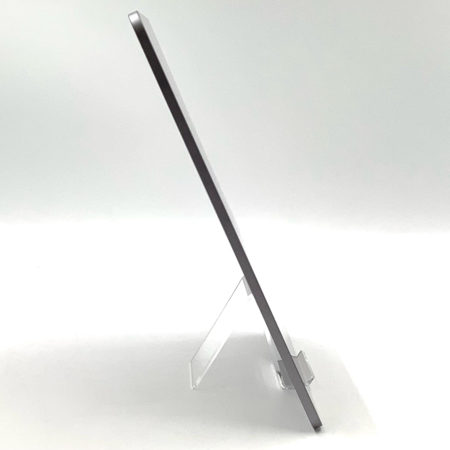 【全額返金保証】【最速発送】Apple iPad Air 13インチ 128GB スペースグレイ Wi-Fi 美品 動作確認済