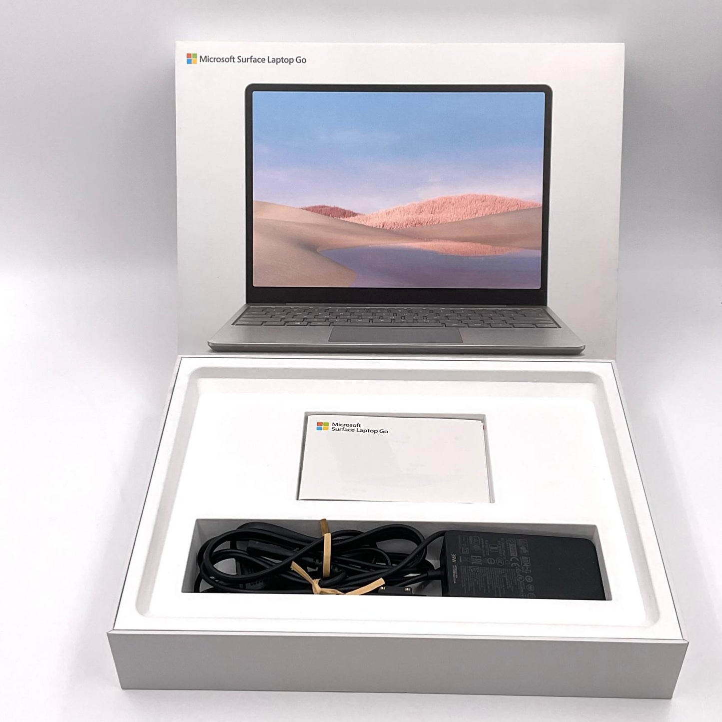 【全額返金保証】【最速発送】Microsoft Surface Laptop Go 1943 Intel(R) Core(TM) i5-1035G1 CPU @ 1.00GHz 8GB M.2 SSD 128GB 90.9% 動作確認済
