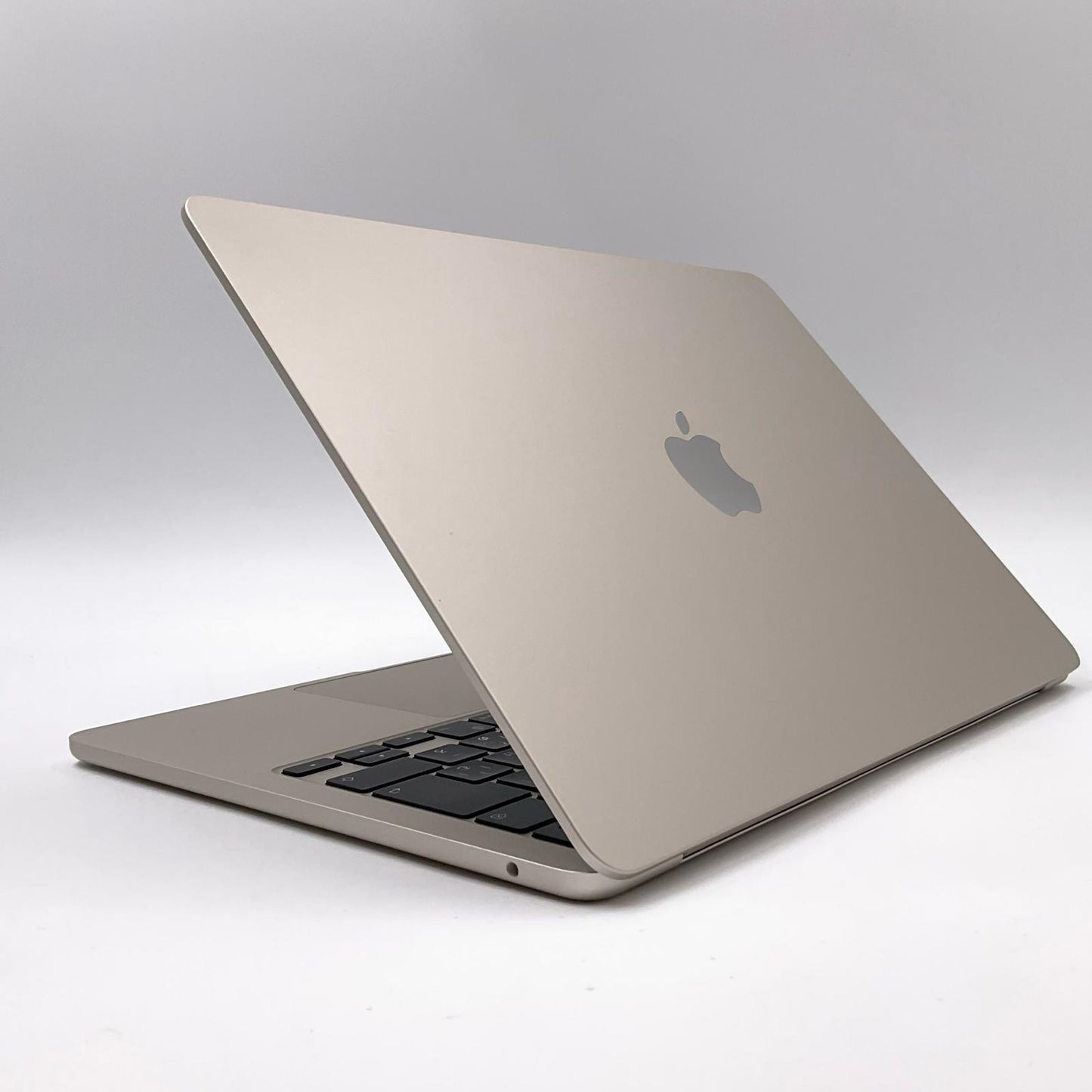 【全額返金保証】【最速発送】Apple MacBook Air 13インチ 2022 Apple M2 16GB SSD 256GB スターライト 100% 超美品 動作確認済