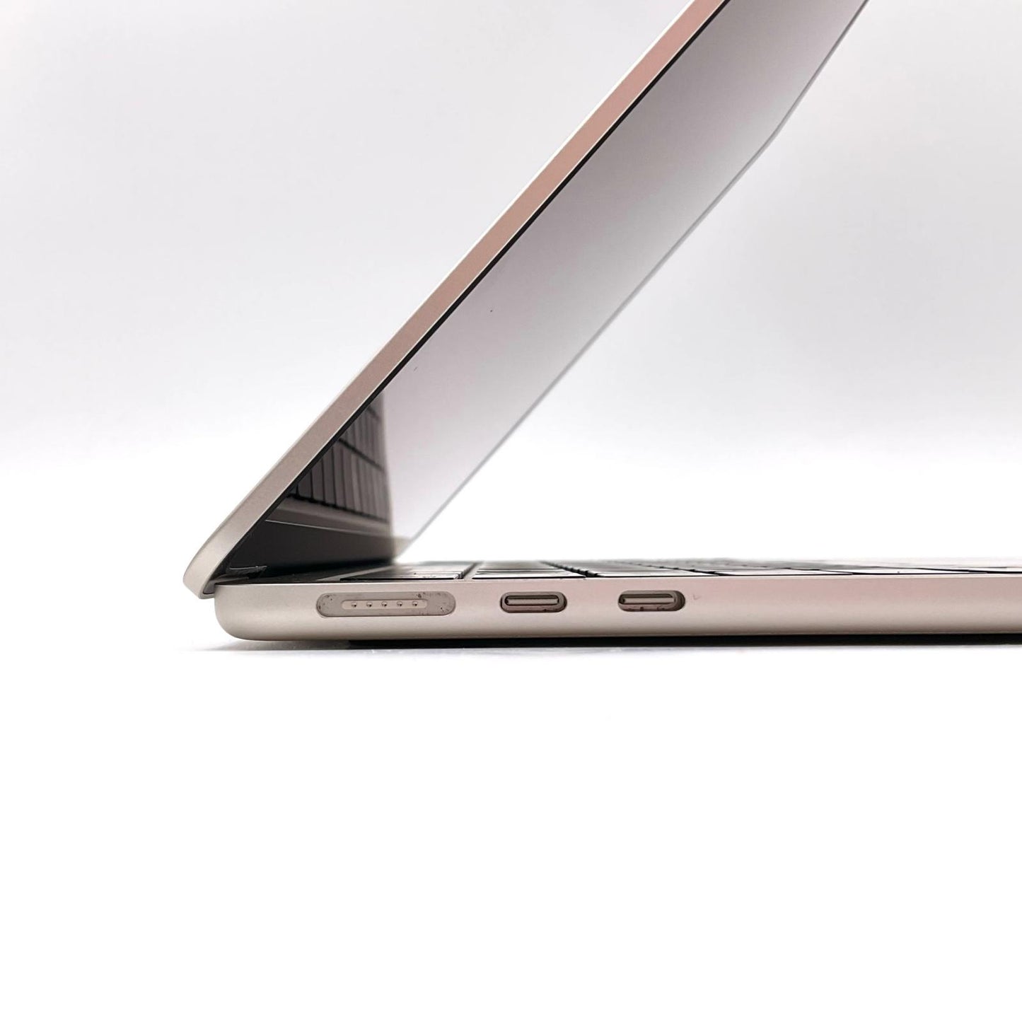 【全額返金保証】【最速発送】Apple MacBook Air 13インチ 2022 Apple M2 16GB SSD 256GB スターライト 100% 超美品 動作確認済