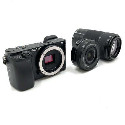 【全額返金保証】【最速発送】Sony デジタル一眼 α6000 ILCE-6000Y ダブルズームレンズキット ブラック 動作確認済