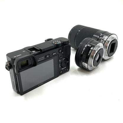 【全額返金保証】【最速発送】Sony デジタル一眼 α6000 ILCE-6000Y ダブルズームレンズキット ブラック 動作確認済