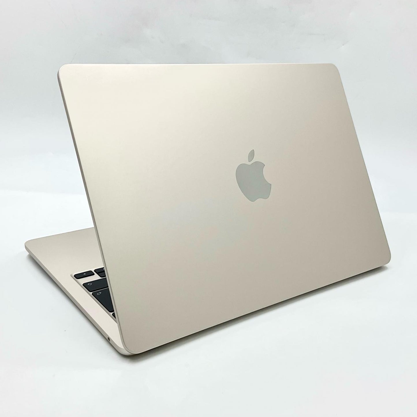 【全額返金保証】【最速発送】Apple MacBook Air 13インチ 2022 Apple M2 16GB SSD 512GB スターライト 95% 動作確認済