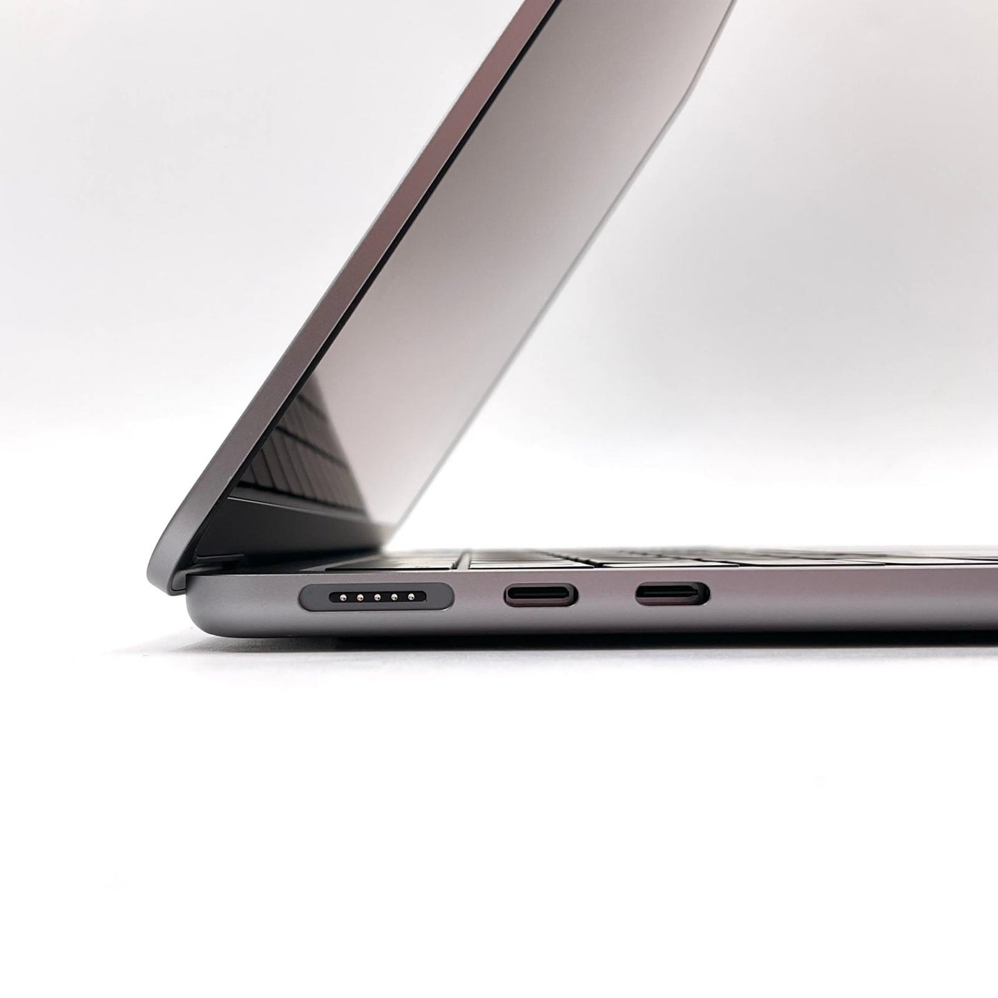 【全額返金保証】【最速発送】Apple MacBook Air 13インチ 2024 Apple M3 16GB SSD 512GB スペースグレイ 100% 超美品 動作確認済