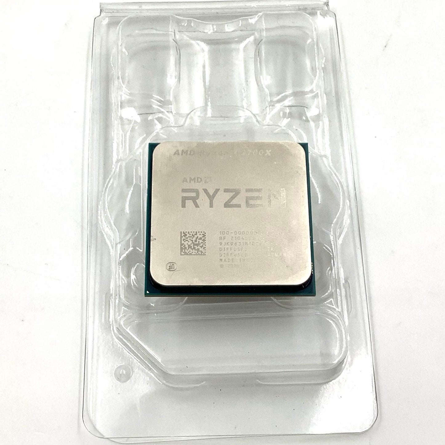 【全額返金保証】【最速発送】AMD CPU Ryzen 7 3700X 100-100000071 動作確認済