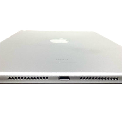 【全額返金保証】【最速発送】Apple iPad iPad 第8世代 128GB スペースグレイ Wi-Fi 美品 動作確認済
