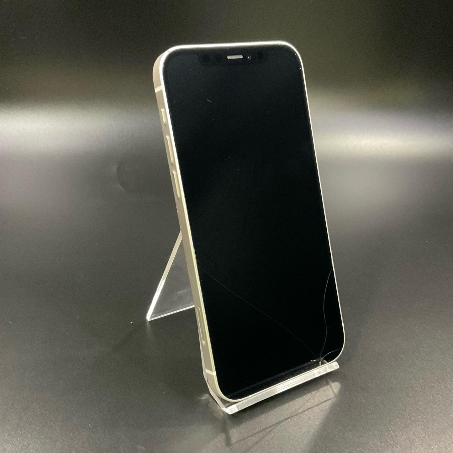 【最速発送】Apple iPhone iPhone 12 128GB ホワイト docomo 白ロム【難有】 77%