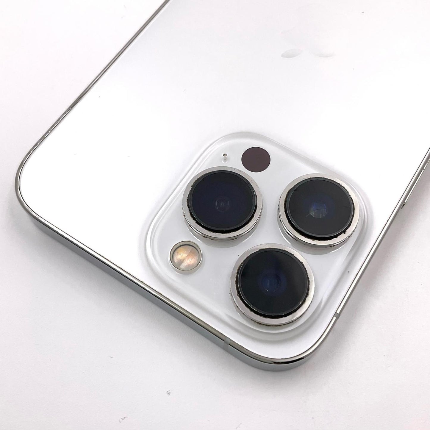 【全額返金保証】【最速発送】Apple iPhone iPhone 13 Pro 256GB シルバー Softbank SIMフリー 白ロム 動作確認済 83%