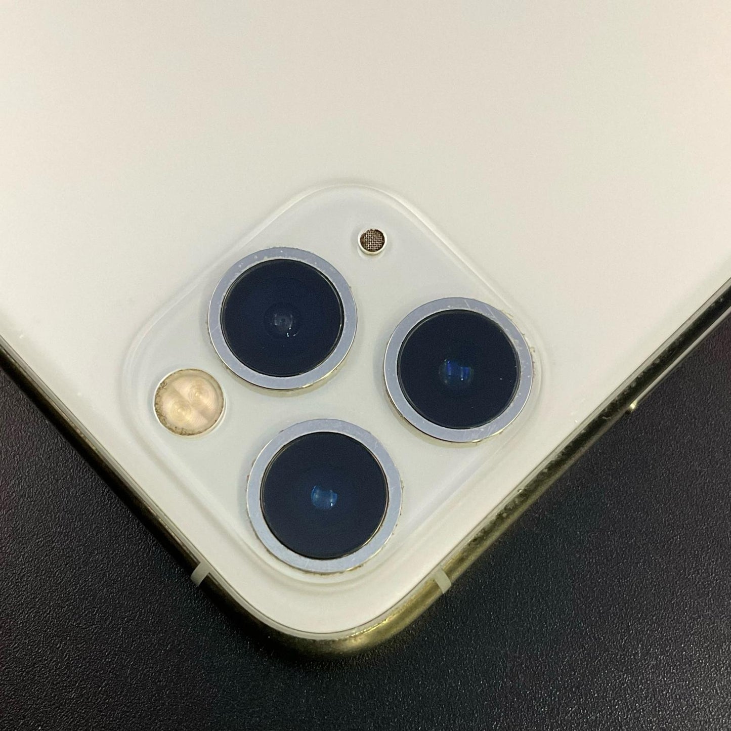【全額返金保証】【最速発送】Apple iPhone iPhone Pro Max 11 Pro Max 256GB シルバー Softbank 白ロム 動作確認済 85%