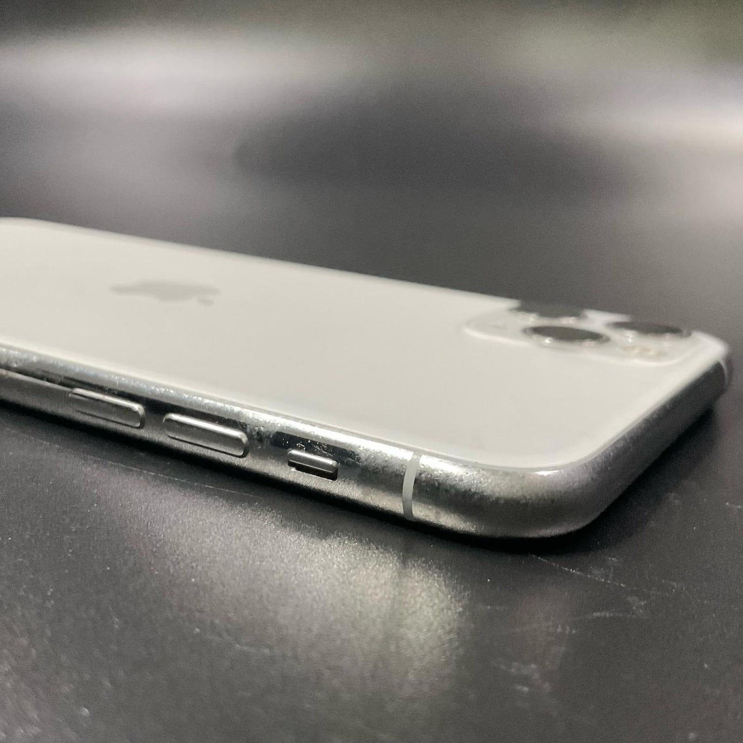 【全額返金保証】【最速発送】Apple iPhone iPhone Pro Max 11 Pro Max 256GB シルバー Softbank 白ロム 動作確認済 85%