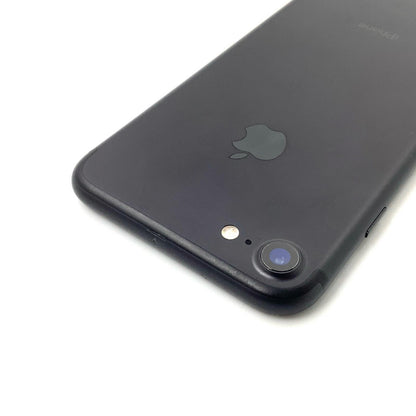 【全額返金保証】【最速発送】Apple iPhone iPhone 7 128GB ブラック au 白ロム 動作確認済 100%