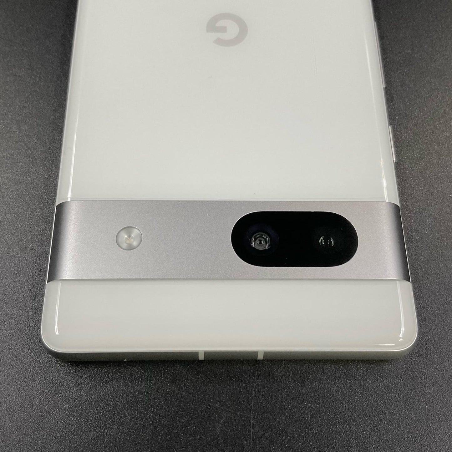【全額返金保証】【最速発送】Google Pixel 7a 128GB スノー au SIMフリー G82U8 動作確認済