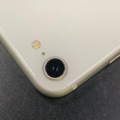 【全額返金保証】【最速発送】Apple iPhone iPhone SE（第3世代） 128GB スターライト au 白ロム 動作確認済 80%
