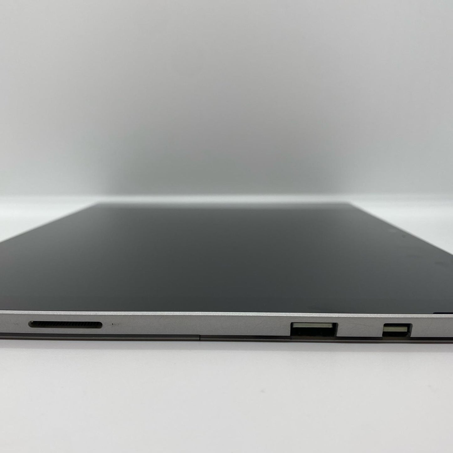 【全額返金保証】【最速発送】Microsoft Surface Pro 6 1796 Intel(R) Core(TM) i5-8250U CPU @1.60GHz 8GB SSD 256GB 128MB 動作確認済