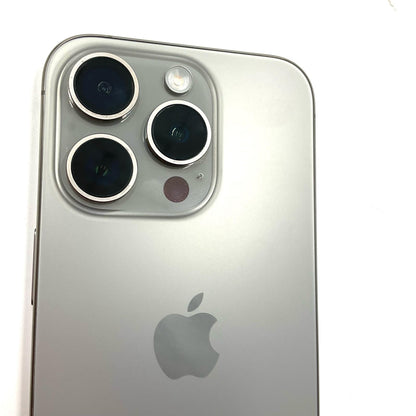 【全額返金保証】【最速発送】Apple iPhone iPhone 15 Pro 128GB ナチュラルチタニウム SIMフリー 白ロム 美品 動作確認済 89%