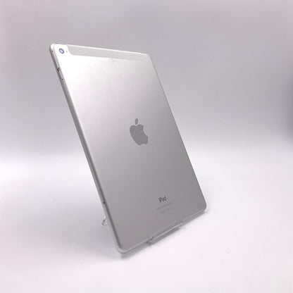 【全額返金保証】【最速発送】Apple iPad Air 9.7インチ 第2世代 32GB シルバー WiFi+Cellular docomo 白ロム 動作確認済