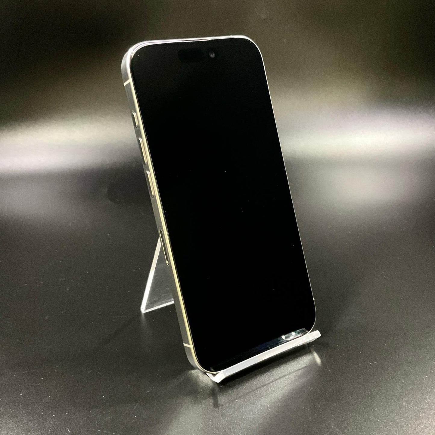 【全額返金保証】【最速発送】Apple iPhone iPhone 15 Pro 256GB ホワイトチタニウム docomo 白ロム 動作確認済 86%