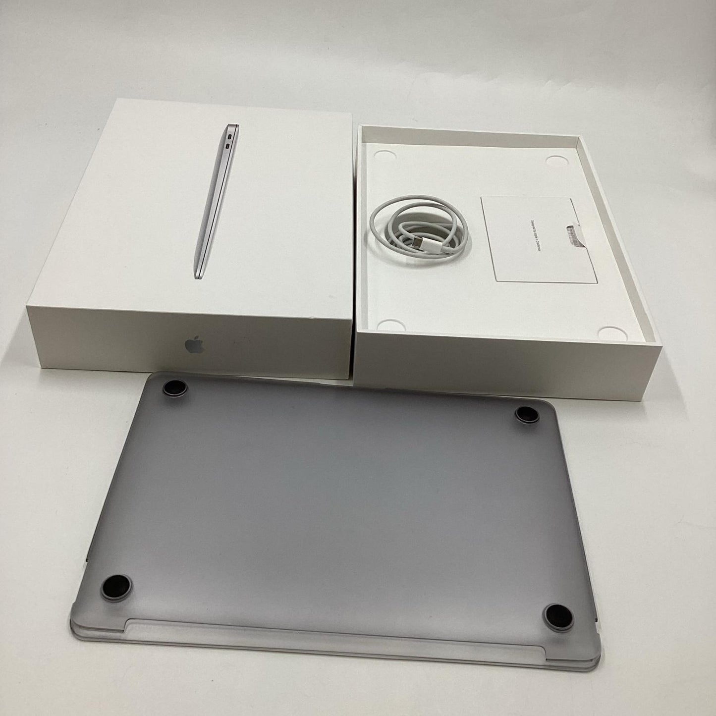 【全額返金保証】【最速発送】Apple MacBook Air 13.3インチ 2020 Apple M1 8GB SSD 256GB シルバー 87% 動作確認済