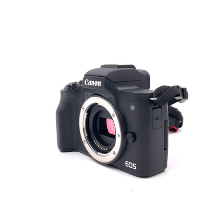 【全額返金保証】【最速発送】Canon デジタル一眼 EOS Kiss M2 ダブルズームキット [ブラック] ブラック 美品 動作確認済
